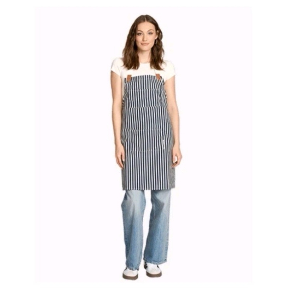 NEW Business & Pleasure Lauren's Navy Stripe Apron